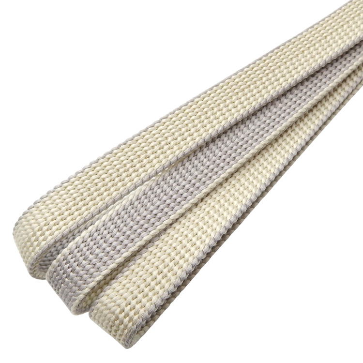 和小物さくら 帯締め 三分紐 昼夜 灰淡黄と白梅鼠 ＜即日発送可＞の画像