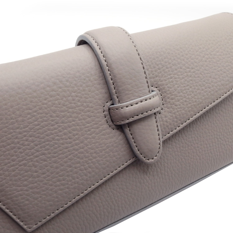 SHOJIFUJITA（ショウジフジタ） 「DANCER POCHE 1 / シュリンク×グレージュ+ストラップ 」クラッチバッグ / ショルダーバッグの画像