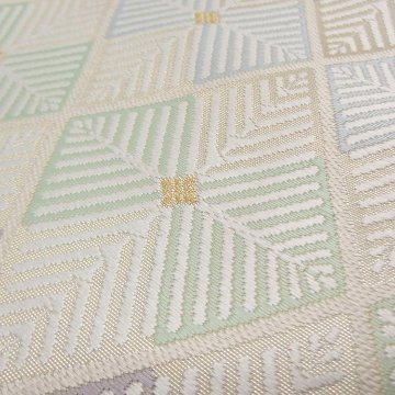 ＜お仕立て済・即日発送可＞河合美術織物 袋帯 菱重繋文（ひしがさね） 白に白緑・灰紫の画像