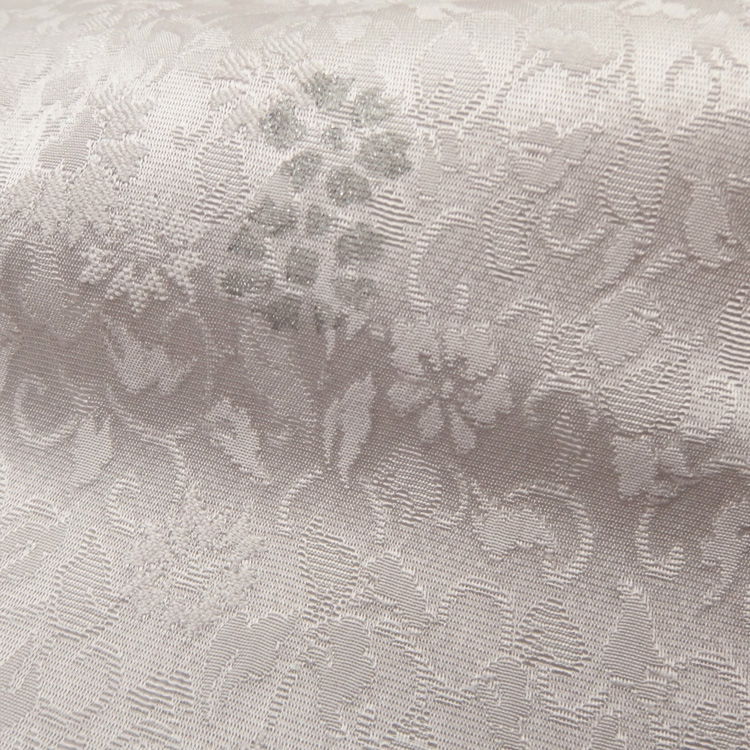 渡敬 帯揚げ 花詰無地染菊銀箔 絹鼠＜即日発送可＞の画像