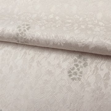 渡敬 帯揚げ 花詰無地染菊銀箔 絹鼠＜即日発送可＞の画像