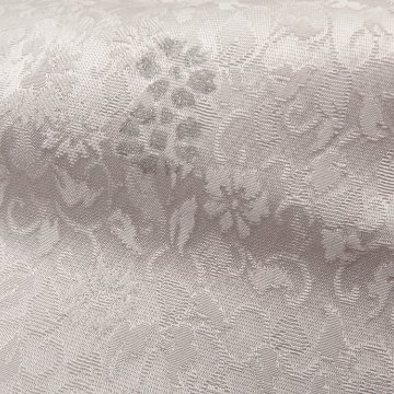 渡敬 帯揚げ 花詰無地染菊銀箔 絹鼠＜即日発送可＞の画像