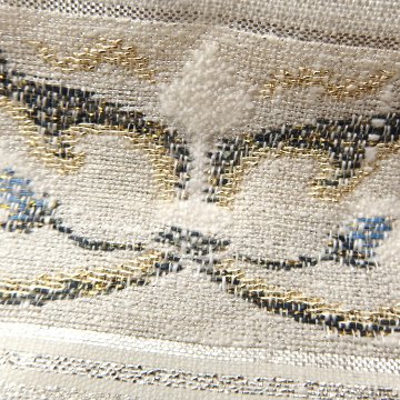 ＜お仕立て代込＞齋藤織物（さいとうおりもの）「垂飾横段唐草」名古屋帯 灰生成色の画像