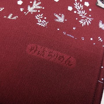 和小物さくら 帯揚げ 友禅三枚型 新・松竹梅散らし 葡萄色にシャンパンゴールド（黄色味の銀）＜即日発送可＞の画像