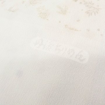 和小物さくら 帯揚げ 友禅三枚型 新・松竹梅散らし 白色にシャンパンゴールド（黄色味の銀）＜即日発送可＞の画像