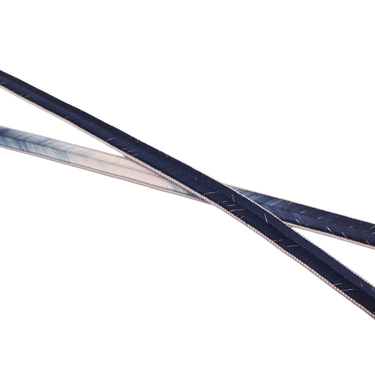 和小物さくら 帯締め 高麗大和段ぼかし 灰桜から灰紫へのグラデーションに銀糸＜即日発送可＞の画像