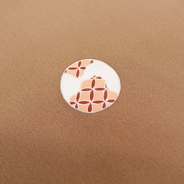 成謙 「円取割付・広幅 千成堂別注」飛び柄小紋 着尺 駱駝色（らくだいろ・茶系）＜お仕立て代込＞の画像