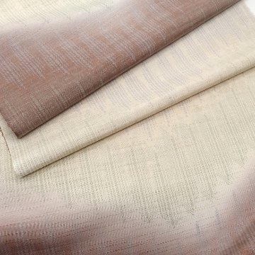 和小物さくら 帯揚げ 紬地杉木立波暈し 錆色から練色＜即日発送可＞の画像