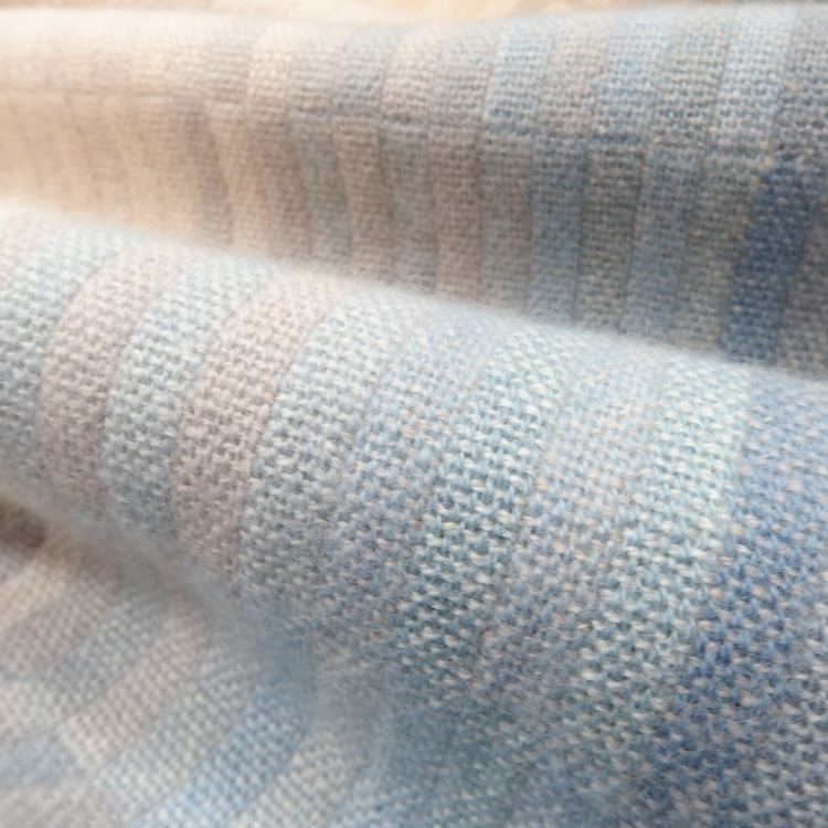 高見由香 「朝焼け」 二重織り（手織）の大判カシミヤ（カシミア）ストール＜即日発送可＞の画像