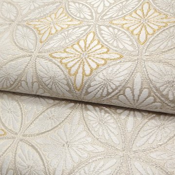 ＜仕立て上がり・即日発送可＞河合美術織物「菊七宝文」袋帯（白・ベージュ）の画像