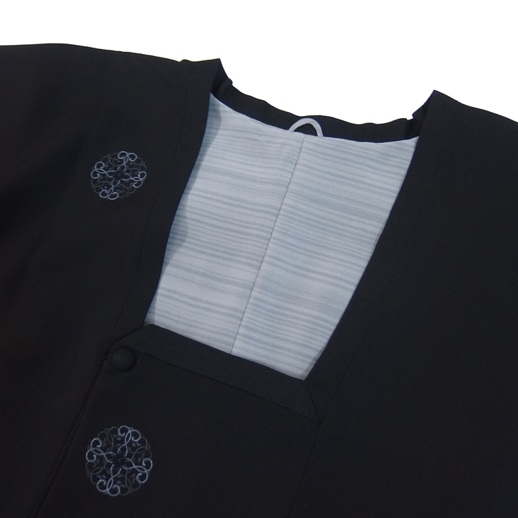 ＜仕立て上がり＞千成堂着物店 「刺繍×飛び柄の小紋」 道行コート（撥水加工済み）黒紫色＜即日発送可＞の画像