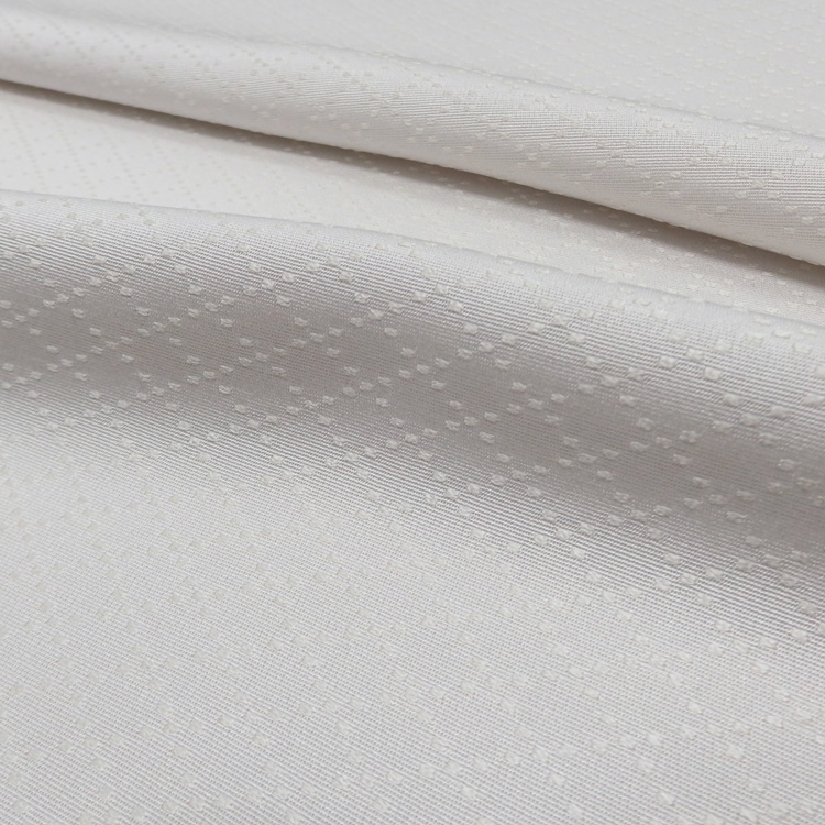 京都丹後の機屋×千成堂着物店 「野蚕白着尺 菱」 白梅鼠（色無地） ＜お仕立て代込＞の画像