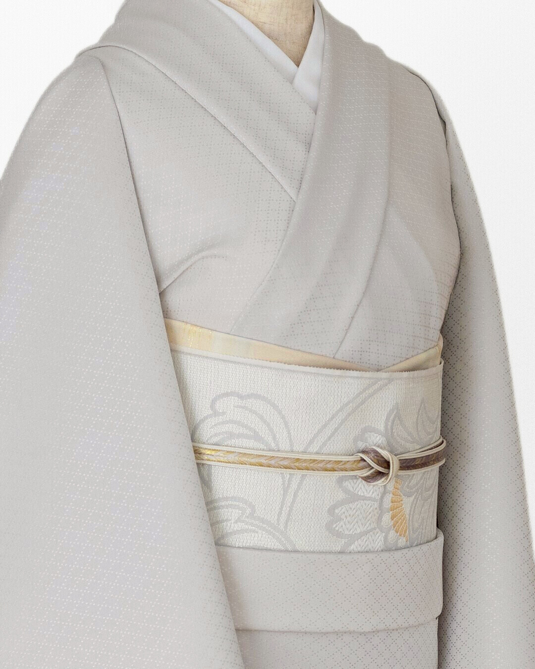 京都丹後の機屋×千成堂着物店 「野蚕白着尺 菱」 白梅鼠（色無地） ＜お仕立て代込＞の画像