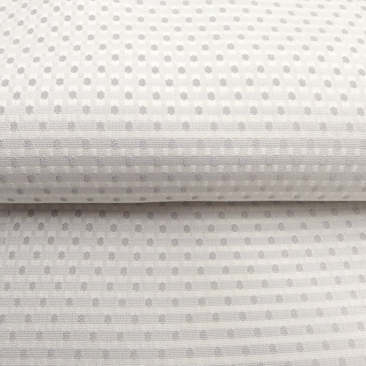 渡敬 帯揚げ 行儀角通し ドット 白鼠＜即日発送可＞の画像