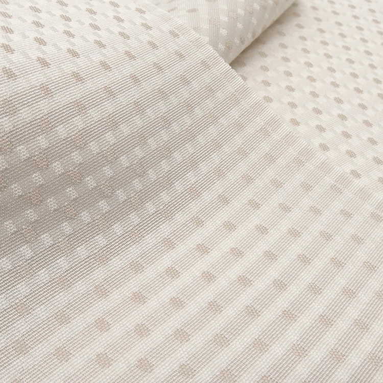 渡敬 帯揚げ 行儀角通し ドット 練色＜即日発送可＞の画像