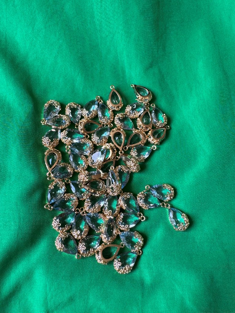 ガラス宝石（ハンドメイド専用の画像