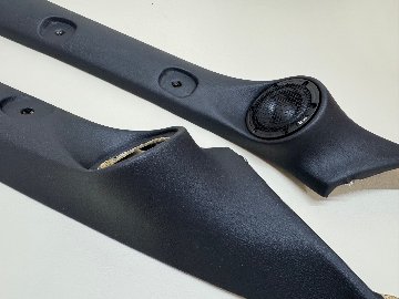 200系ハイエース専用Aピラー５cmスピーカーキット（ピラー＋生地張り＋ブラムスピーカー）の画像