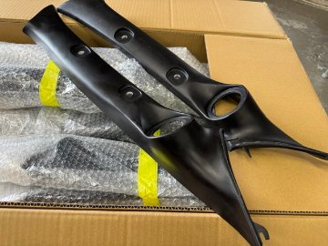 200系ハイエース専用Aピラー５cmスピーカーキット（ピラーのみ）の画像