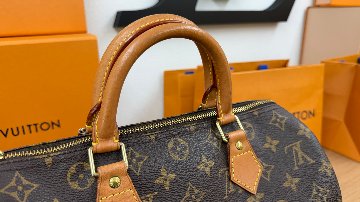 LOUIS VUITTON(ルイヴィトン) スピーディ30 モノグラム M41526 レディース バッグの画像