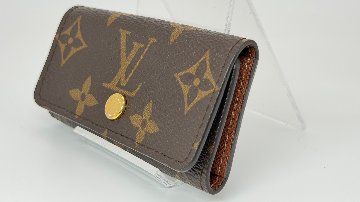 LOUIS VUITTON(ルイヴィトン) ミュルティクレ４キーケース M69517 モノグラムの画像