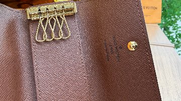 LOUIS VUITTON(ルイヴィトン) ミュルティクレ４キーケース M69517 モノグラムの画像
