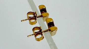 LOUIS VUITTON(ルイヴィトン)ピアス エッセンシャルV M68153 ゴールド ジュエリーの画像