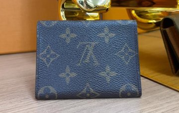 LOUIS VUITTON(ルイヴィトン)アンヴェロップカルトドゥヴィジット M62920　カードケース　名刺入れ　モノグラムの画像