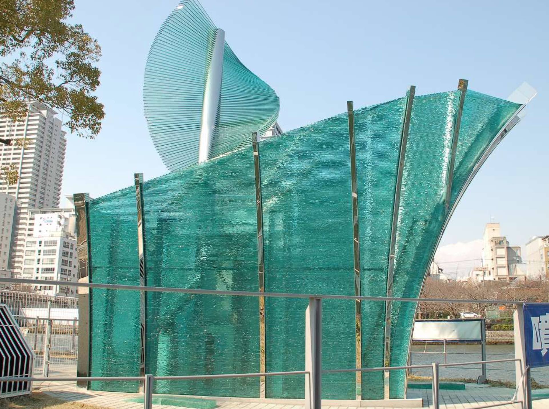 Glass Fountain for internationalの画像