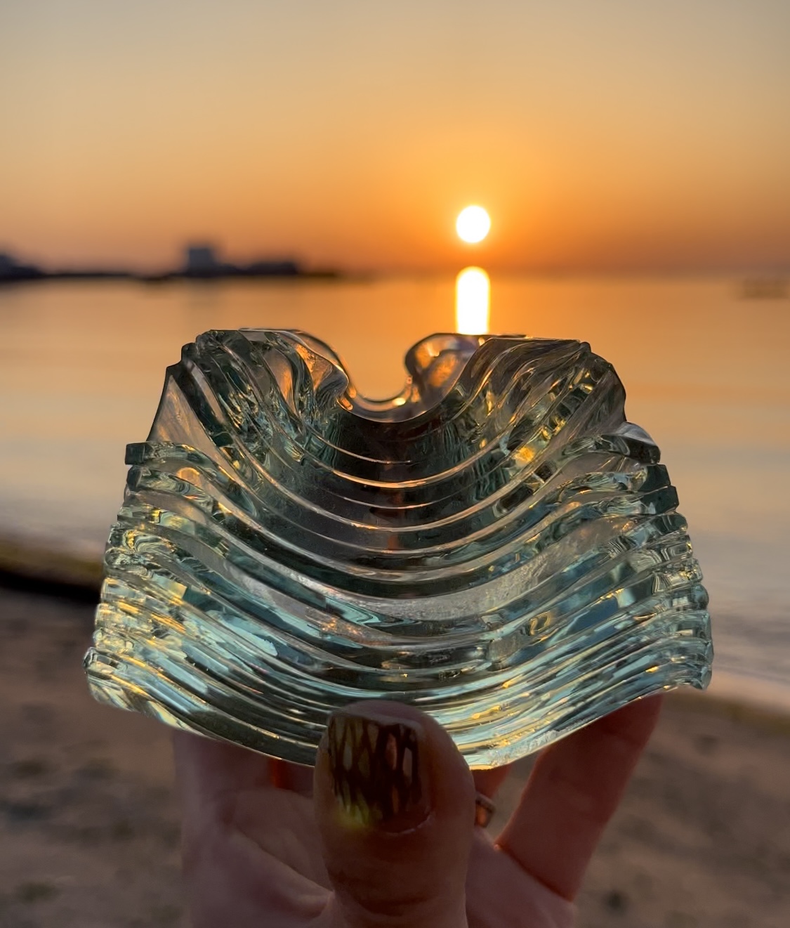 [Gentle Waves] Glass Art (international shipping free)の画像