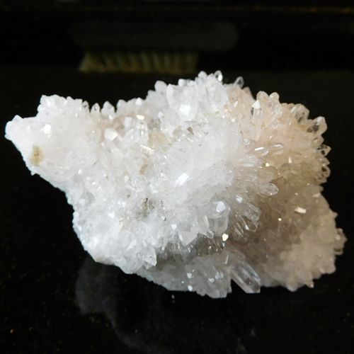 蛍鉱山産水晶109.3gの画像