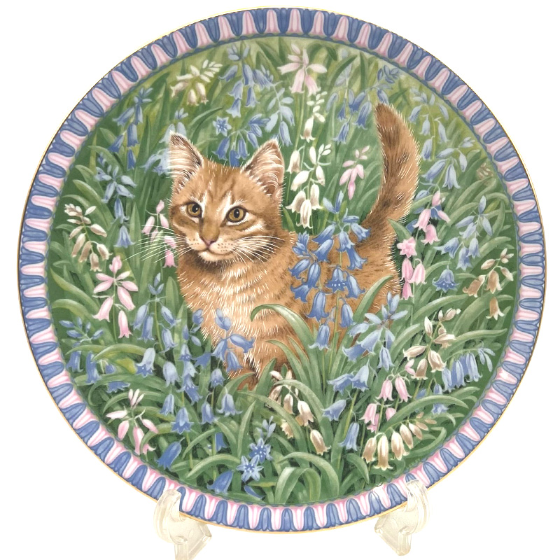 エインズレイ レズリー・アン・アイボリー猫の絵皿 Meet My Kittens 3月スピロの画像