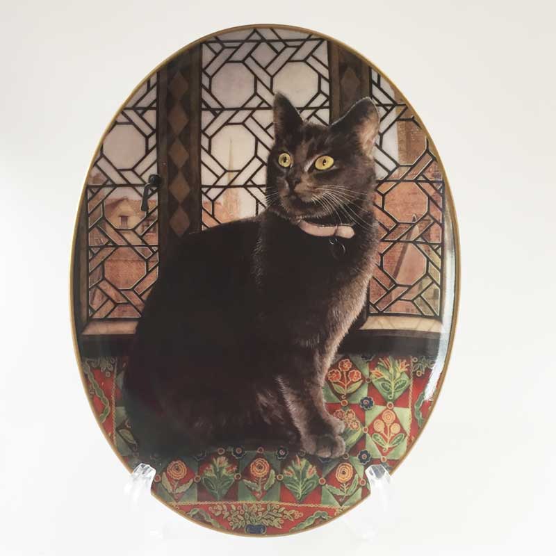 ロイヤルウースター Lesley Anne Ivory オーバル型絵皿 黒猫 2002年の画像
