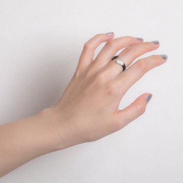 4F フィーアエフ　ネコの手リング　黒白　フリーサイズ　真鍮　日本製の画像