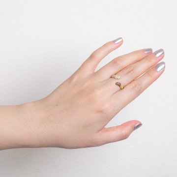 4F フィーアエフ　ネコの手リング　三毛猫　ゴールドトーン　フリーサイズ　真鍮　日本製の画像