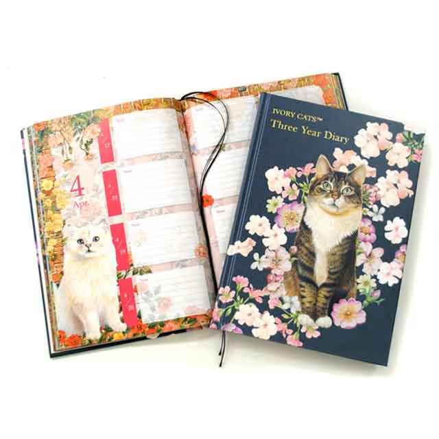 IVORY CATS 3年日記 愛猫の成長記録にも！の画像
