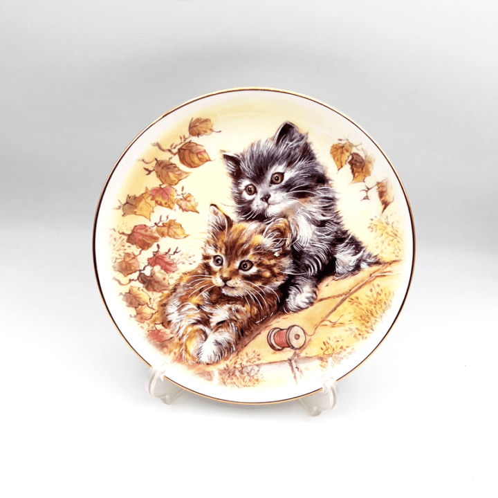 英国 Hudson & Middleton 猫の絵皿　2匹の子猫の画像