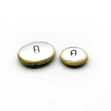 Yanaka Red House Button Galleryオリジナル猫のボタン2個セット　猫のルルとスミレ　の画像
