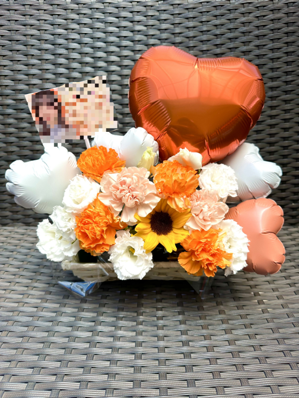 お任せ　お花と風船のアレンジ（fba205）９５００円画像