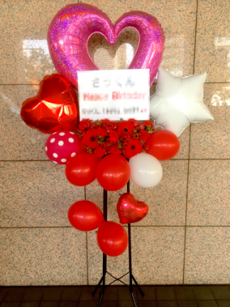 生花のフラスタ(バルーンフラワースタンド花）の画像