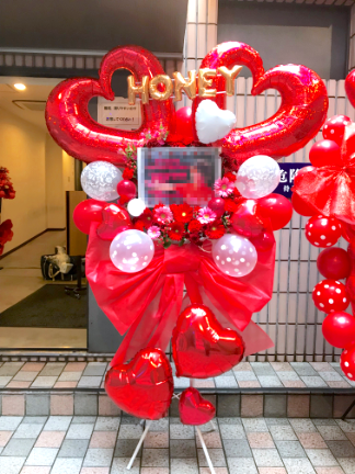 生花のフラスタ(バルーンフラワースタンド花）sienaの画像