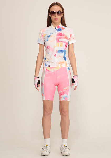 blossom（ブロッサム） レディース 半袖ジャージの画像