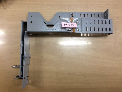 【未使用】アライドテレシス AT-RKMT-J08 ラックマウント 0035R AT-RKMT-J08 (RoHS) - アライドテレシス
