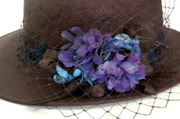 Healing Bluish Violetの画像