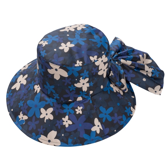 雨の日のお花畑の画像