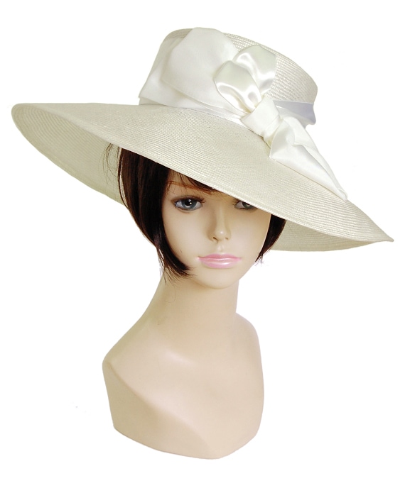 White Dressの画像
