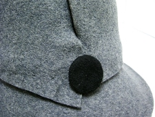 Police Grayの画像