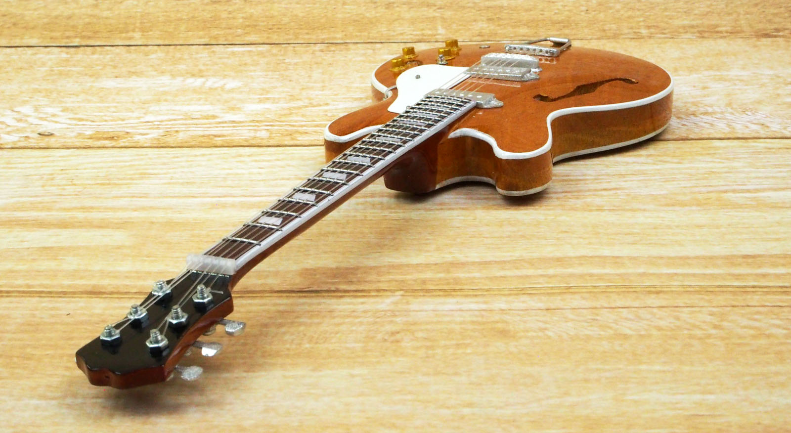 Musical Story 1/4 ミニチュア 楽器 ギター カジノ 1965 グローバー ナチュラル スタイル画像