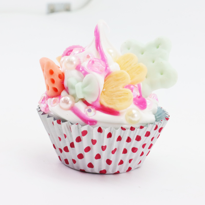 ミニチュア フード アクセサリー ストラップ カップケーキの画像