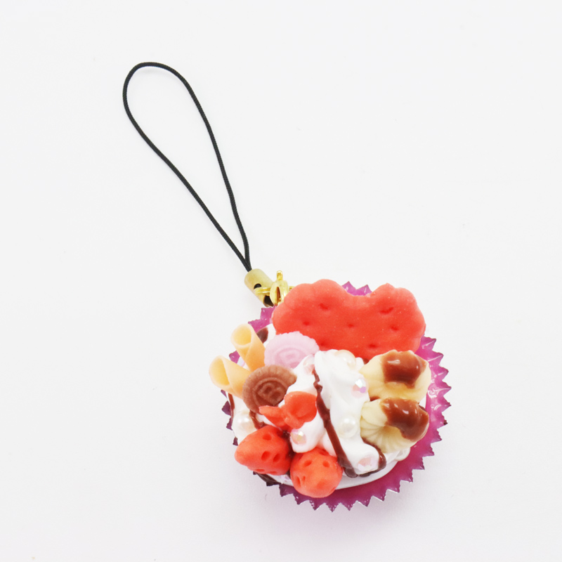 ミニチュア フード アクセサリー ストラップ カップケーキの画像