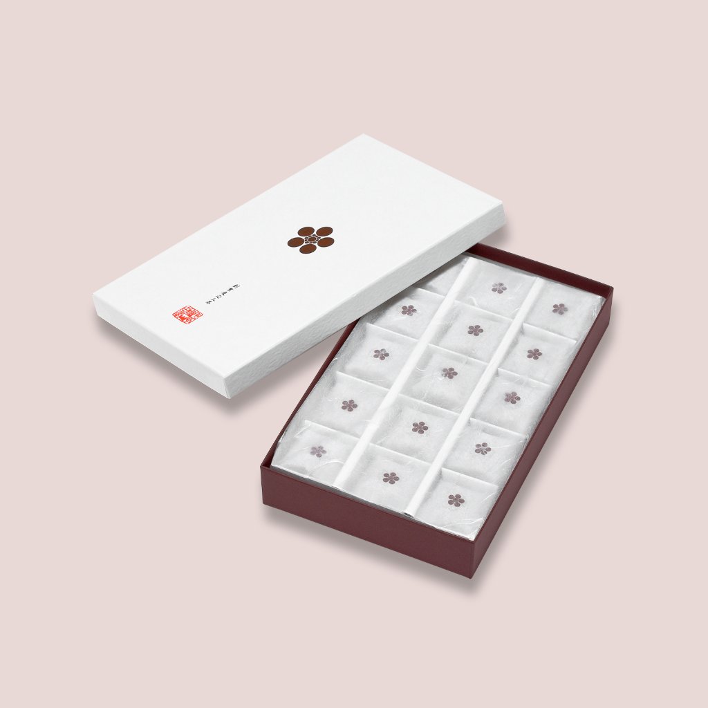 (賞味期限45日)山田屋まんじゅう　化粧箱15個入　密封包装の画像